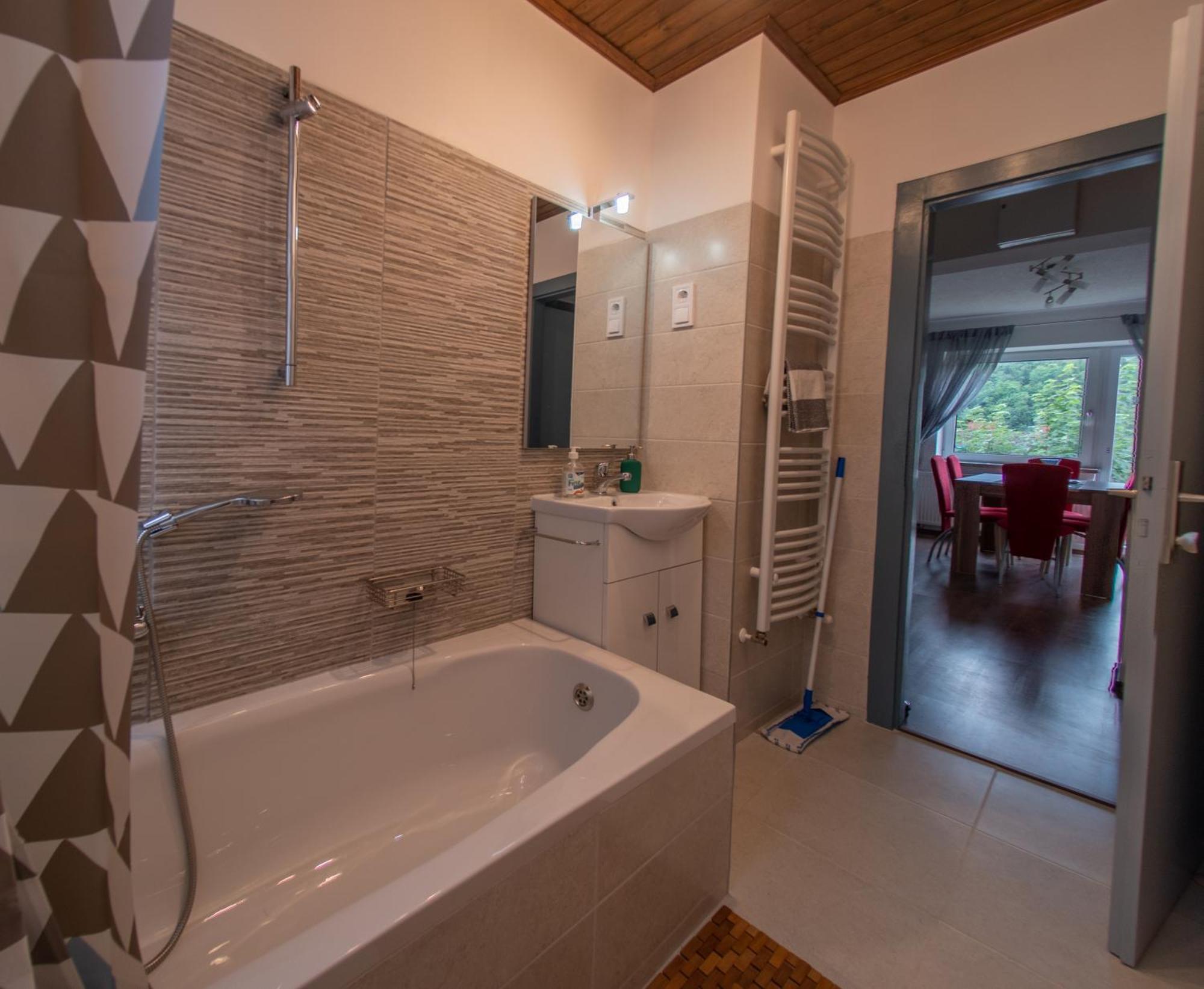 Erzhaus Apartments Eisenerz Δωμάτιο φωτογραφία